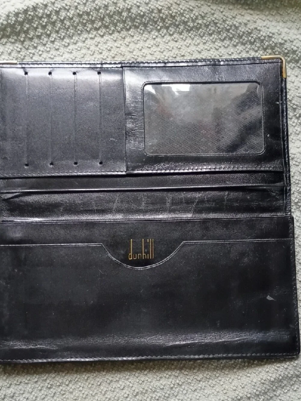 DUNHILL RETAIL450.00. Black Men's Or Womens Leather WALLET.